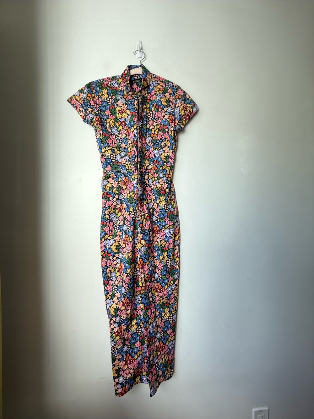 Mixed by Nasrin Classic Jumpsuit in Black Colorful Floral Print S